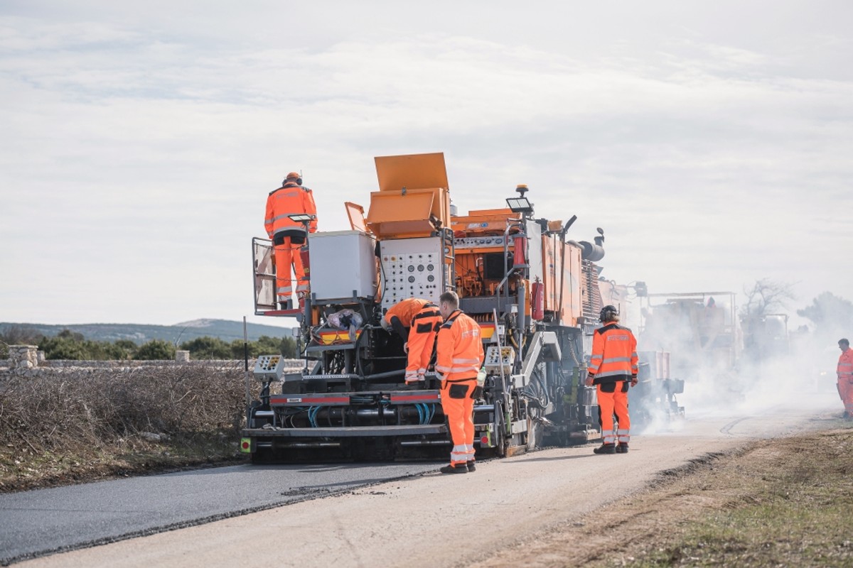 Obnova prometnica, posebice na otocima, može biti brža, ekološki prihvatljiva i čak do 45% jeftinija