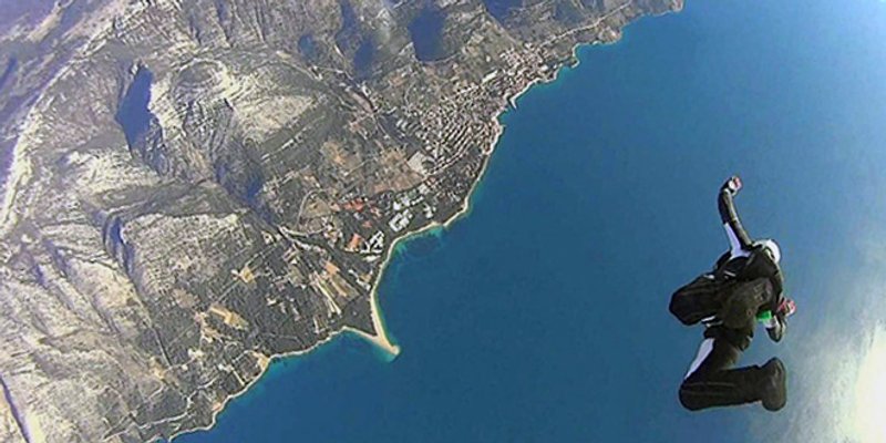 Čemu služi Županija? Otimačini javnih plaža!