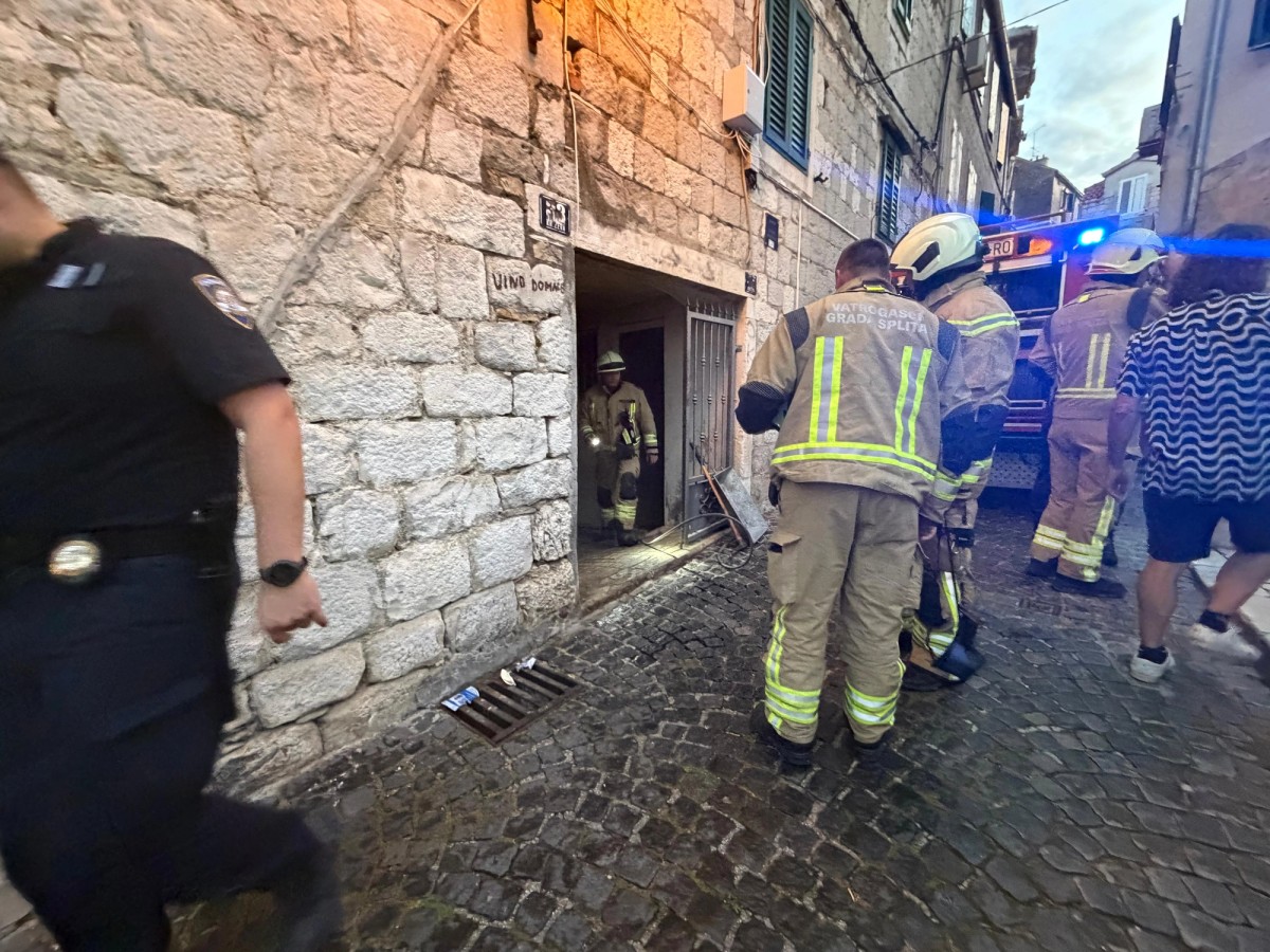 FOTO/VIDEO Planuo stan u starom dijelu Splita