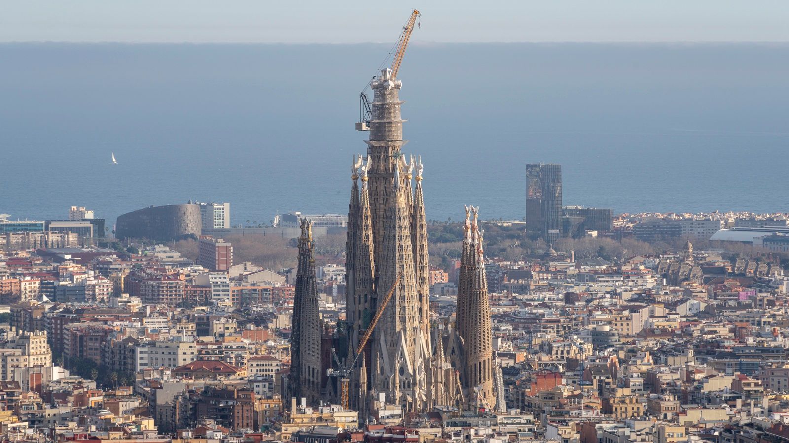 Henkelova tehnologija podupire dovršetak središnjih tornjeva crkve Sagrada Família