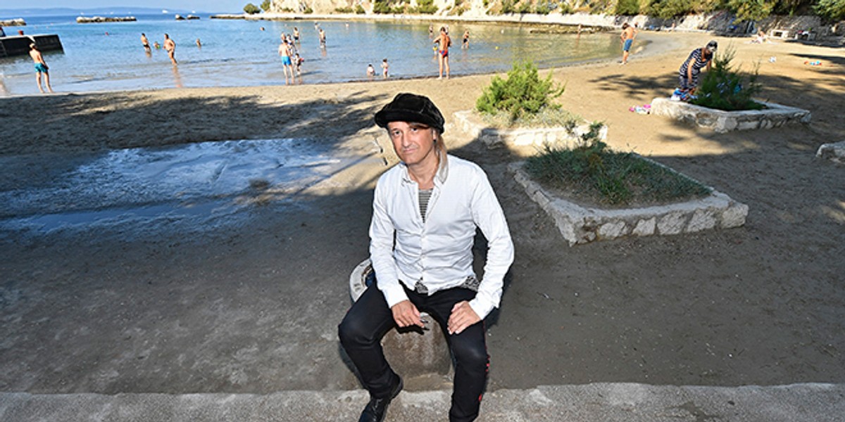 INTERVJU Saša Lošić: Nekada smo pjesmama ublažavali ljubavne poraze, a bilo nam je zanimljivo i nervirati kritičare koji su se zgražali nad Suadom