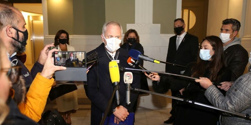 OPARI PUKAO FILM NA PITANJE O KORONI 'Koristite neprovjerene informacije da biste bacili sjenu na vrhunski događaj'