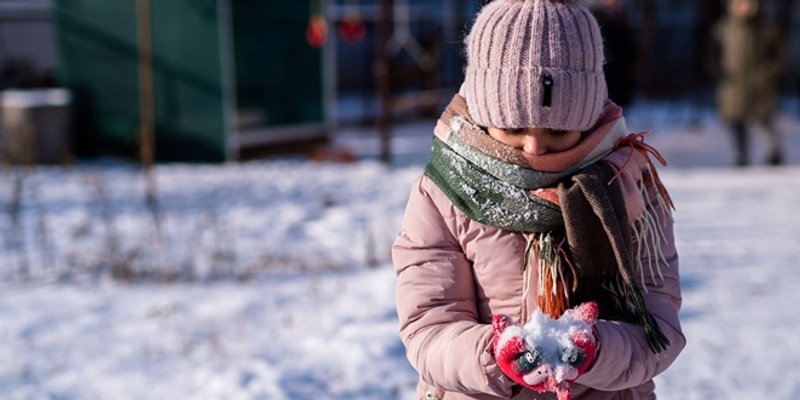 Kako pravilno prati i čuvati vunene šalove i kape?