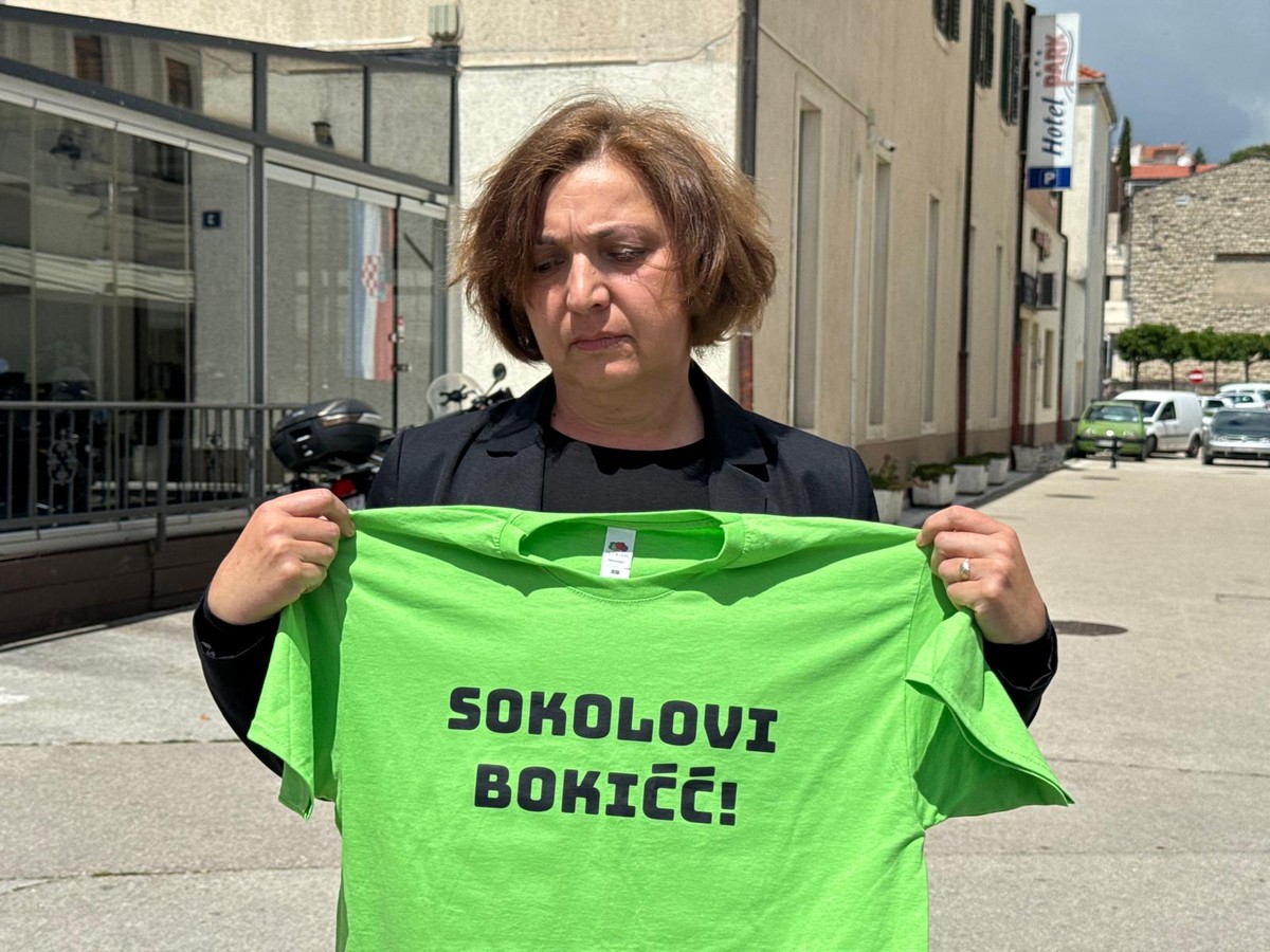 Potresan govor Lukine razrednice: Sahranjujem već trećeg učenika...