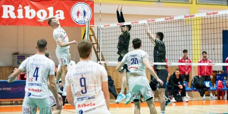 ODBOJKA Jadranski derbi na Valentinovo