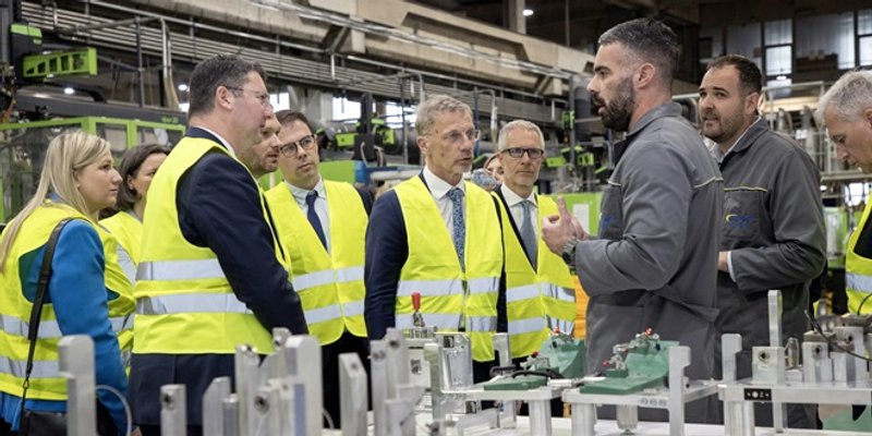 Guverneri regije posjetili tvornicu AD Plastika u Solinu