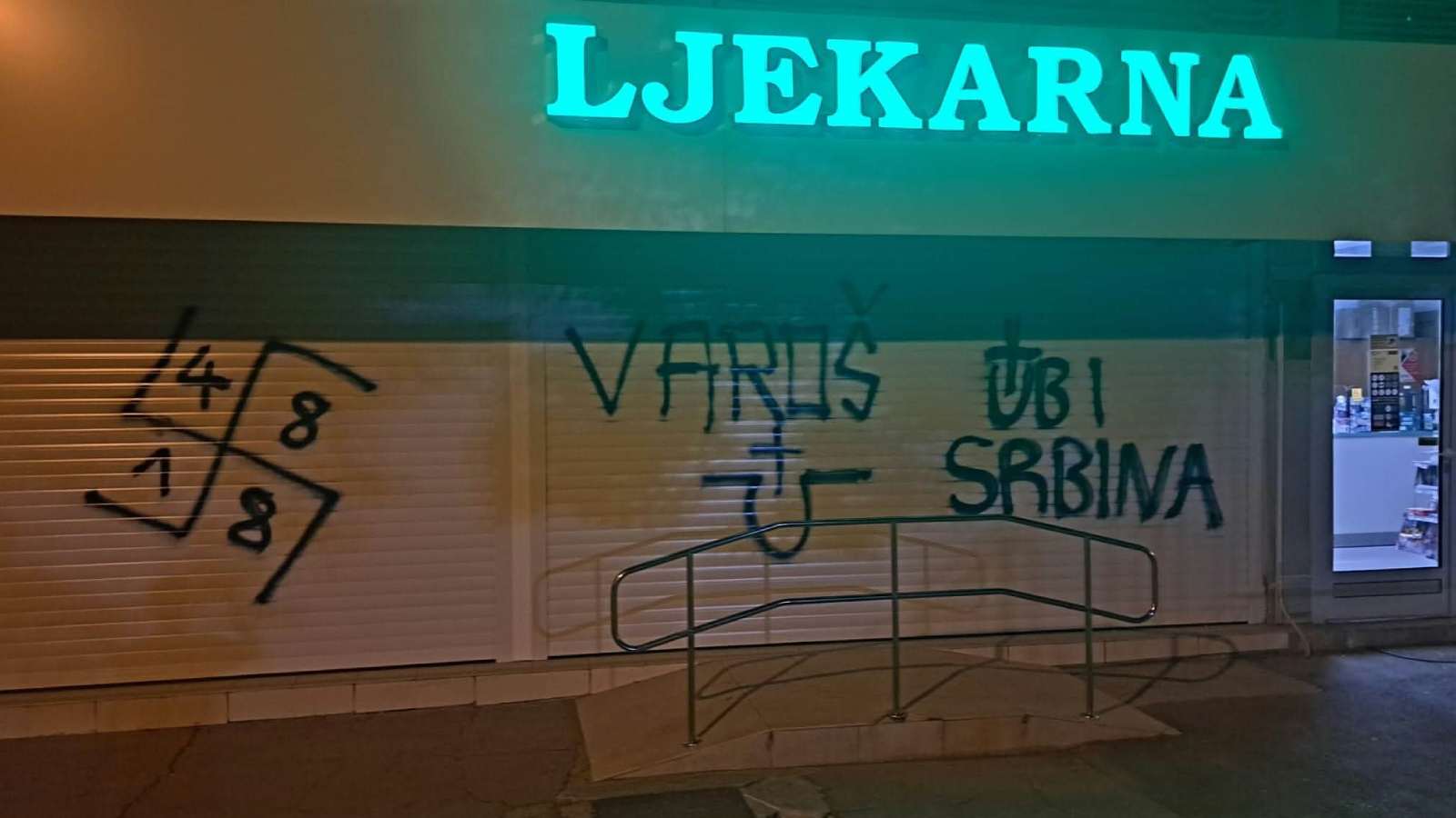 Grafiti na ljekarni: 'Ubi Srbina' i ustaško znakovlje