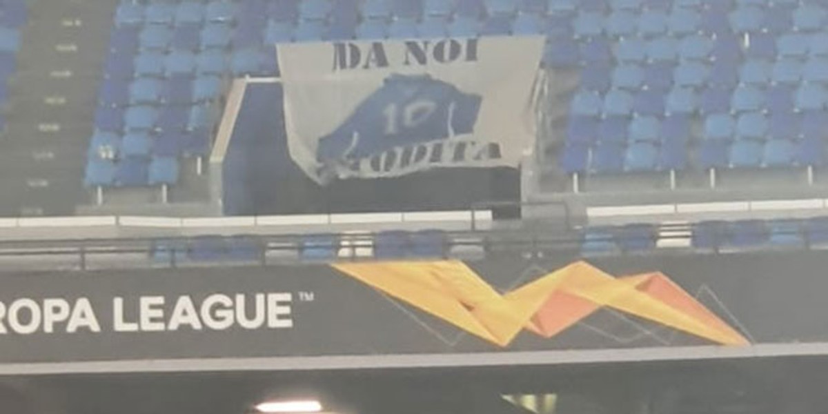 EKSKLUZIVNI VIDEO: Navijači Napolija ispred stadiona skandiraju Diegu, Riječane dočekala velika slika Maradone na semaforu!