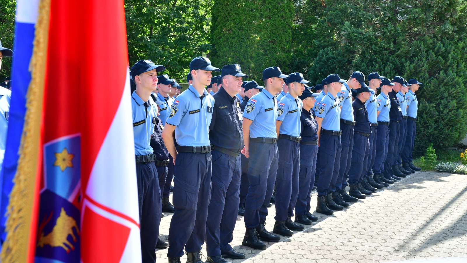 Novi naraštaj hrvatske policije položio prisegu: 138 mladih spremno za službu građanima