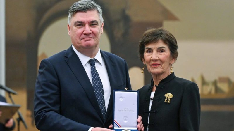 FOTO Milanović odlikovao pojedince i organizacije za doprinos u više područja, među njima nekoliko imena iz Dalmacije