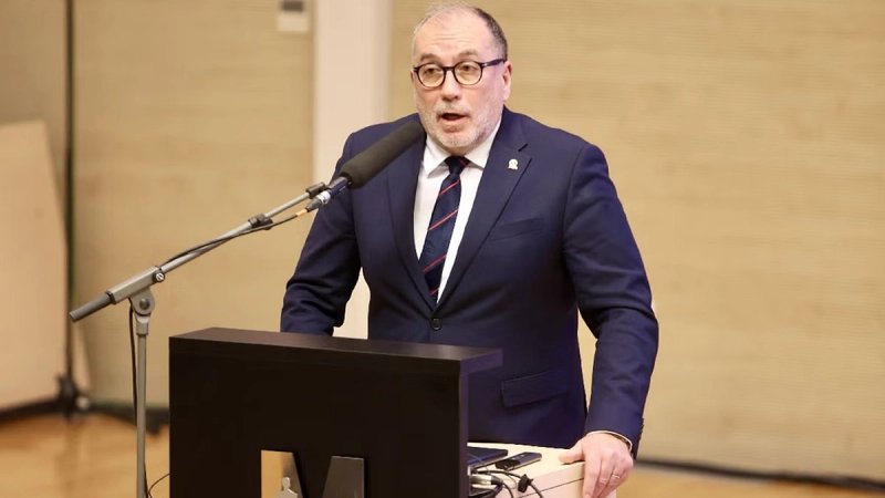 Dogradonačelnik Splita: 'Žene ne bi srušile Poljud, one imaju više osjećaja za estetiku'