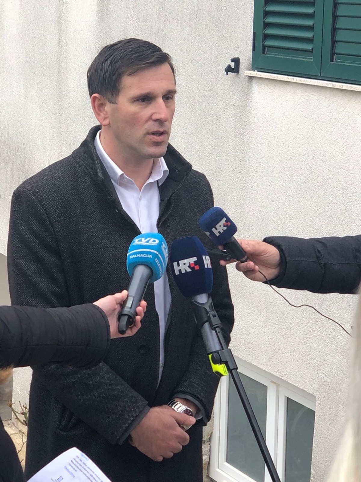 U Kaštel Gomilici spojeni prvi korisnici na novu vodoopskrbnu mrežu, u veljači započinju prva priključenja na kanalizaciju