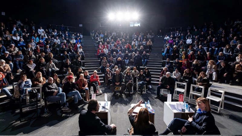 DRUGI DAN PRIČIGINA Kruno Lokotar promovirao 'Limited Edition', pisci pričali o predrasudama, Ivanka Mazurkijević i Mrle predstavili svoja alterega