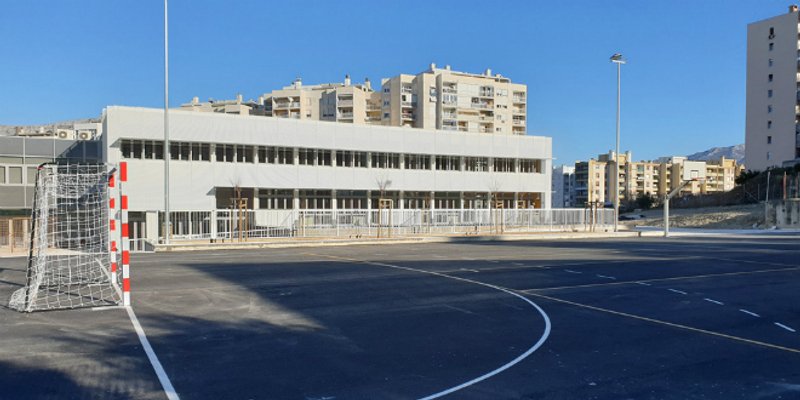 NE VIĐA SE SVAKI DAN Ravnatelj OŠ Pujanke ide u penziju, jedini kandidat za nasljednika njegov sin 