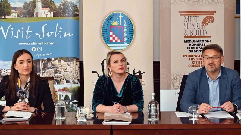 TRADICIJA DUGA 12 GODINA Predstavljen bogat program Međunarodnog kongresa povijesnih gradova u Solinu