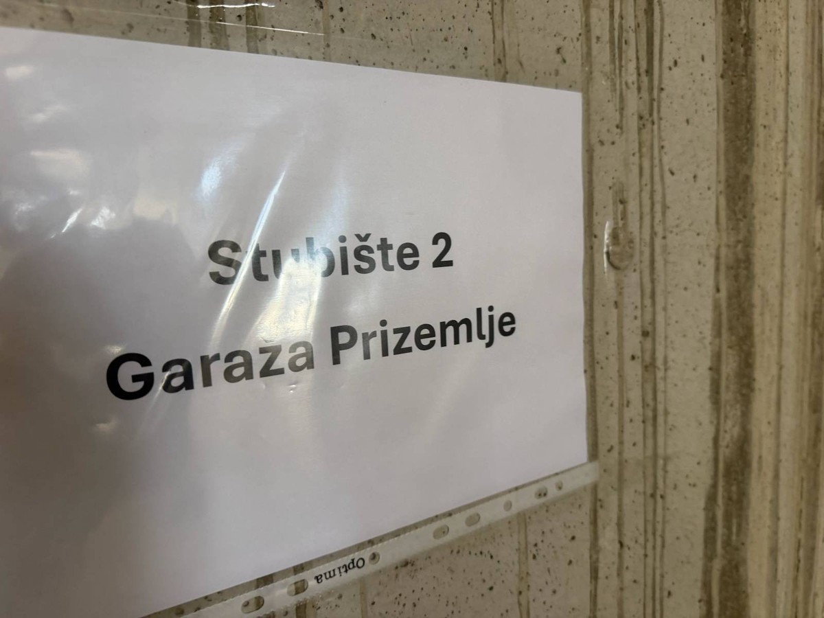 Garaža na Sućidru