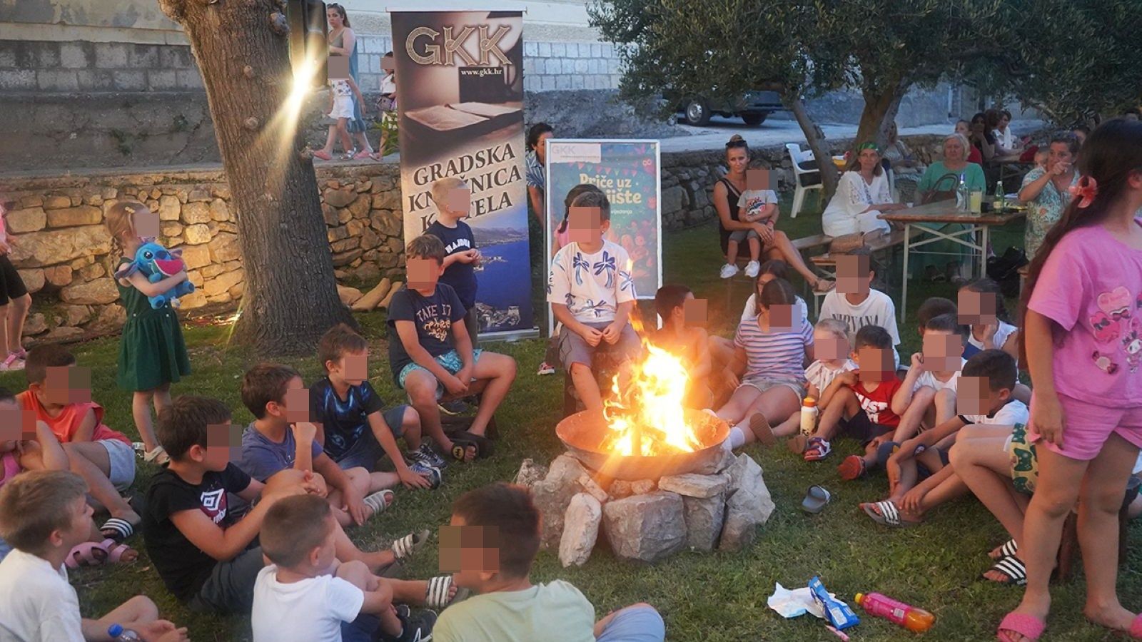 Zbog najave nevremena odgađaju se 'Priče uz ognjište', poznat novi termin