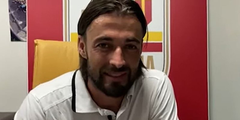 INTERVJU 'Dogodio se raspad sistema, došao je trener koji me učio kako protivnički vratar ispucava loptu!'