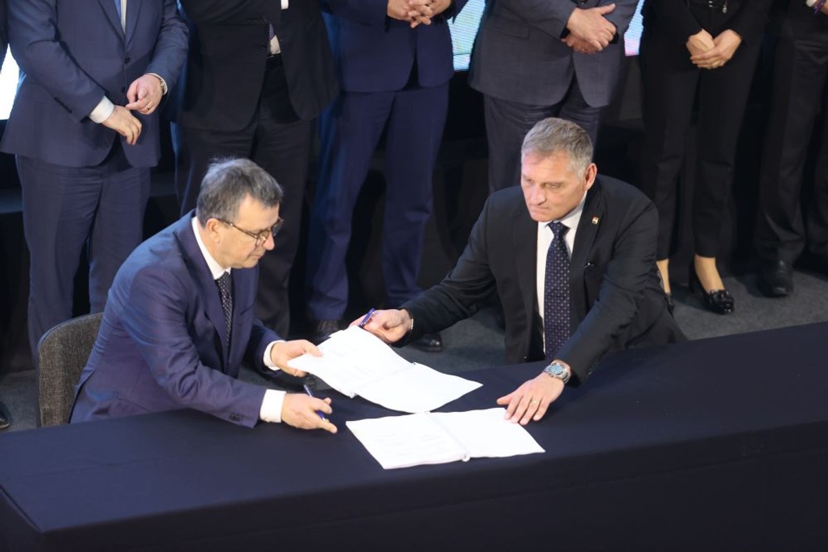 PLENKOVIĆ U SPLITU 'Nema većeg prioriteta u Dalmaciji od brze ceste do Omiša'