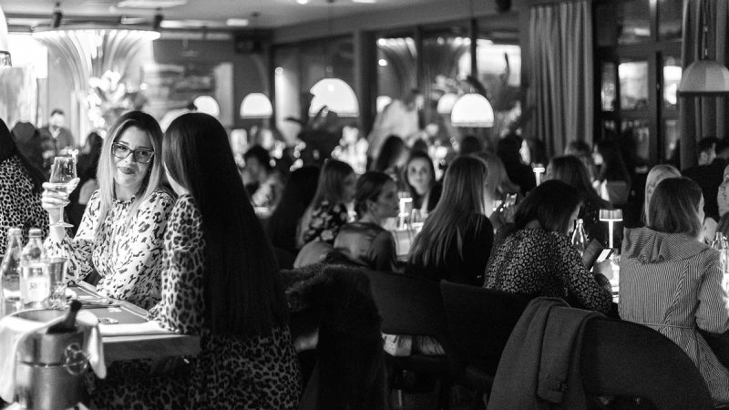 Tri dana elegancije i ritma: Ususret Danu žena Maestro predstavlja 'Zlatni sat za nju'