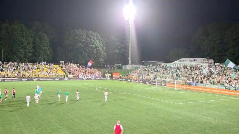 VIDEO: Pogledajte kako je Torcida ispratila hajdukovce, a Litavci ka da nije ostalo 2:5