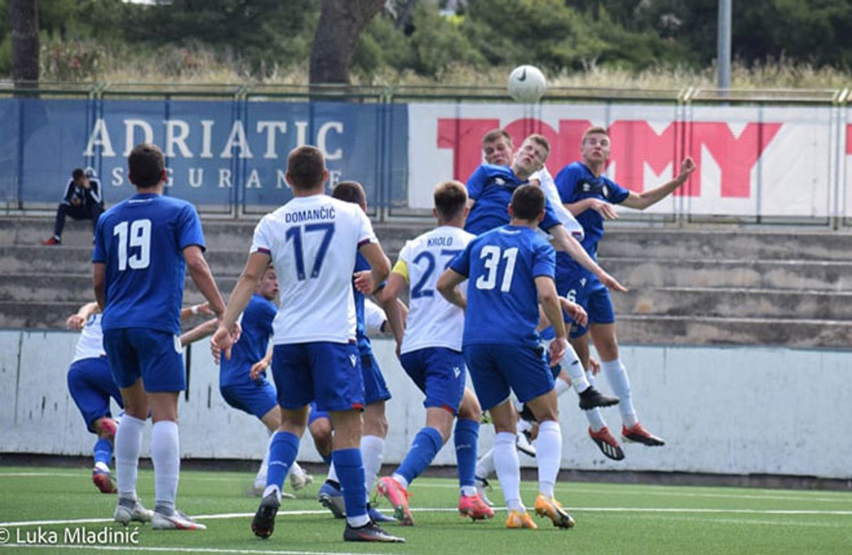 Hrvatski reprezentativac u društvu Livaje i Jurića gledao juniore Hajduka