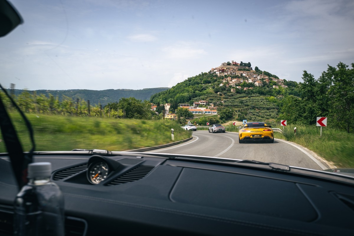 Superautomobili će pod helikopterskom pratnjom protutnjati od Zagreba do Istre