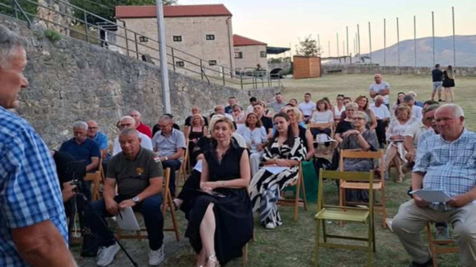 'Stijeg slobode' u Kninu ove godine odnijela Ivona Kero s pjesmom 'Mojoj obitelji'