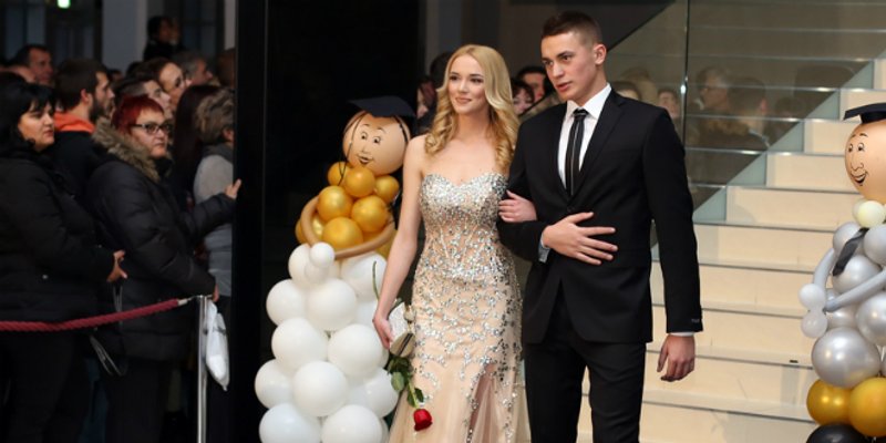 FOTOGALERIJA: Maturalna večer Prirodoslovno tehničke škole