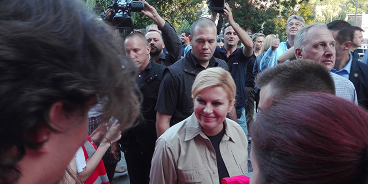 UŽIVO Na Mosoru visoko iznad Korešnice je još uvijek aktivan požar, uz vatrogasce je oko 500 vojnika