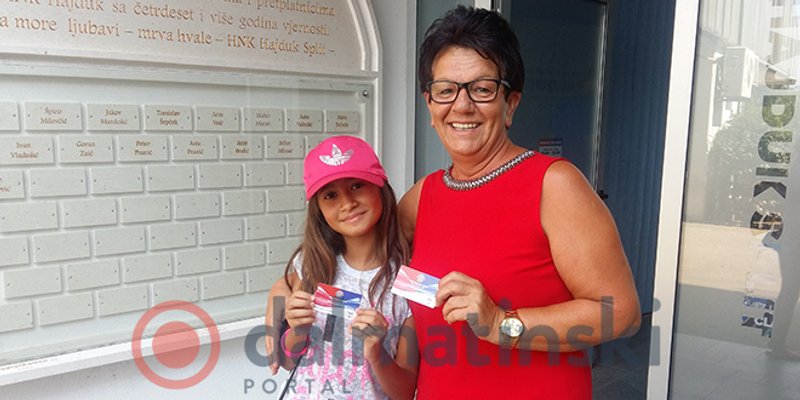 U Hajduk se danas učlanila majka Ivana Rakitića!