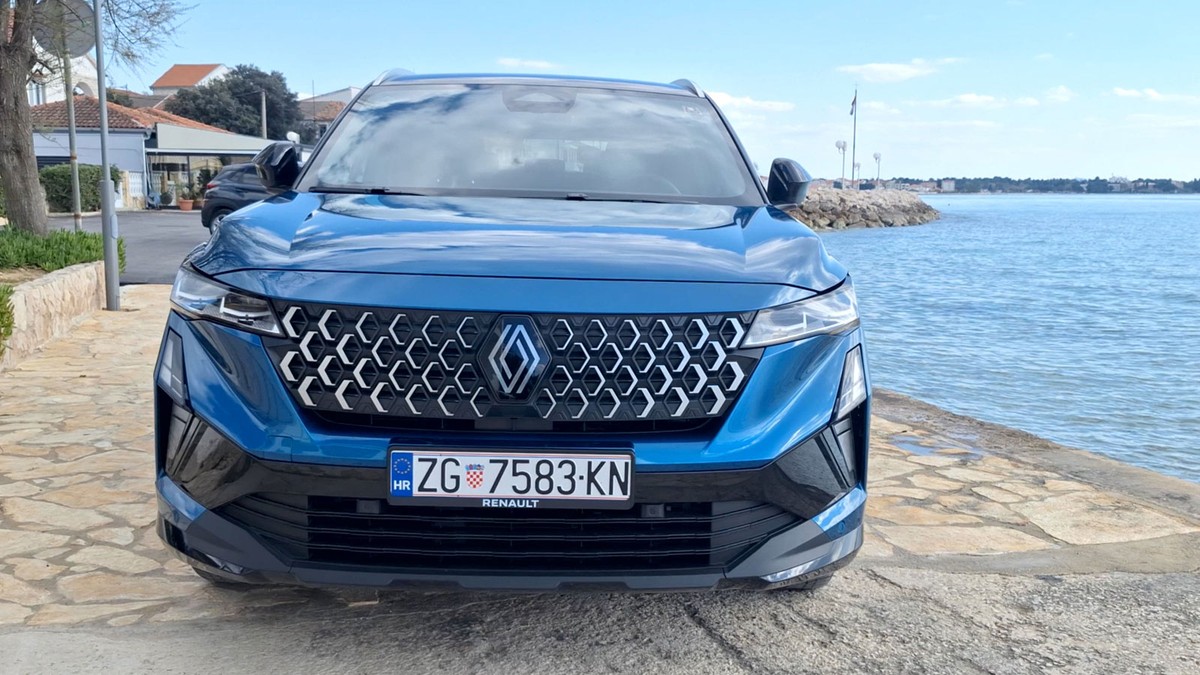 [TEST AUTA] Renault Austral E-Tech Hybrid - najbolji obiteljski SUV?