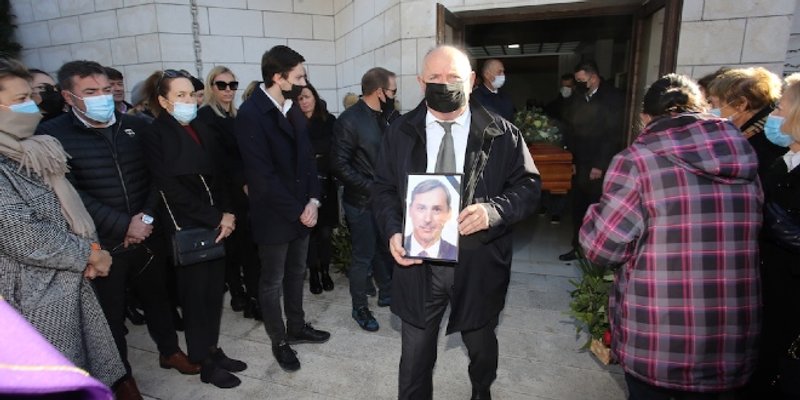 POSLJEDNJI ISPRAĆAJ Splićani se opraštaju od odvjetnika Jadrana Franceschija 