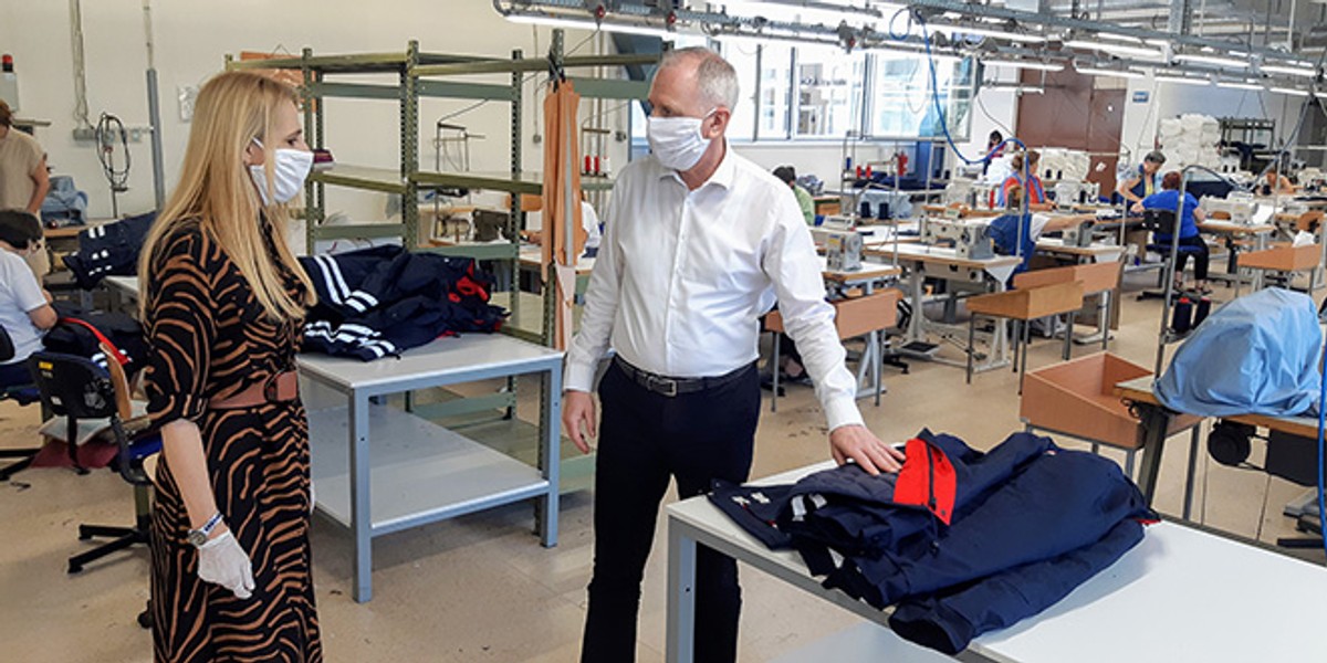 DES-ova PROIZVODNJA SOLIDARNOSTI Podijeljeno 600 maski korisnicima pučke kuhinje