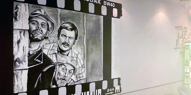 ZALJUBLJENI SERVANTES U kafiću mural u čast kultne scene iz Našeg malog mista