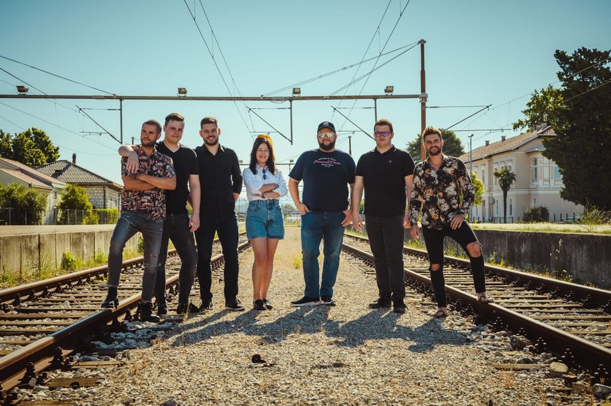 VIDEO Pjesma Branka Medaka 'Dokle dišem, bit ću tvoj' želja mnogih mladenaca