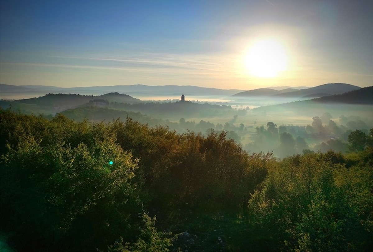 PEĆINSKI PARK GRABOVAČA Virtualna tura kroz špilju Samograd ...