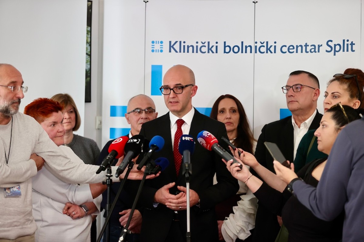 Sastanak u KBC-u | foto: Veljko Martinović