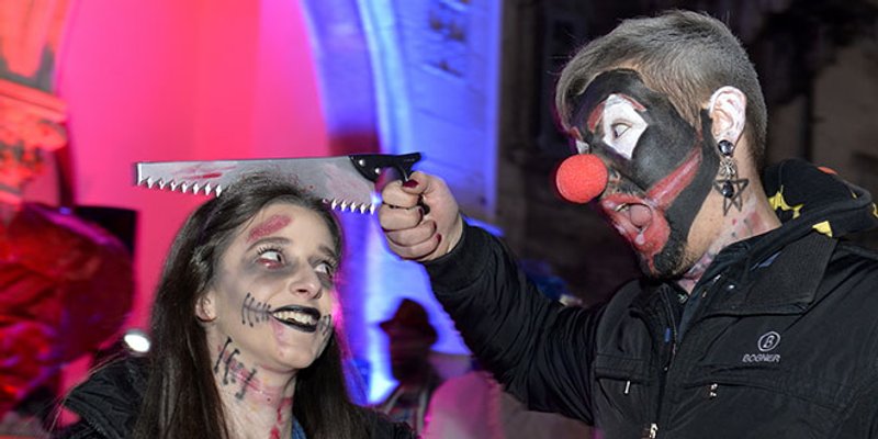 FOTOGALERIJA: Pogledajte najzanimljivije maske na koje je sinoć naišao naš fotoreporter Joško Šupić