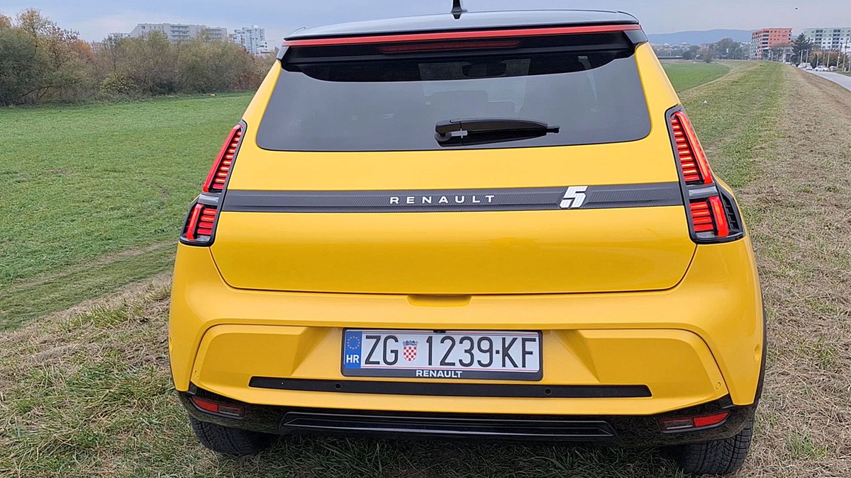 [TEST AUTA] Renault 5: Povratak legende u električnom izdanju