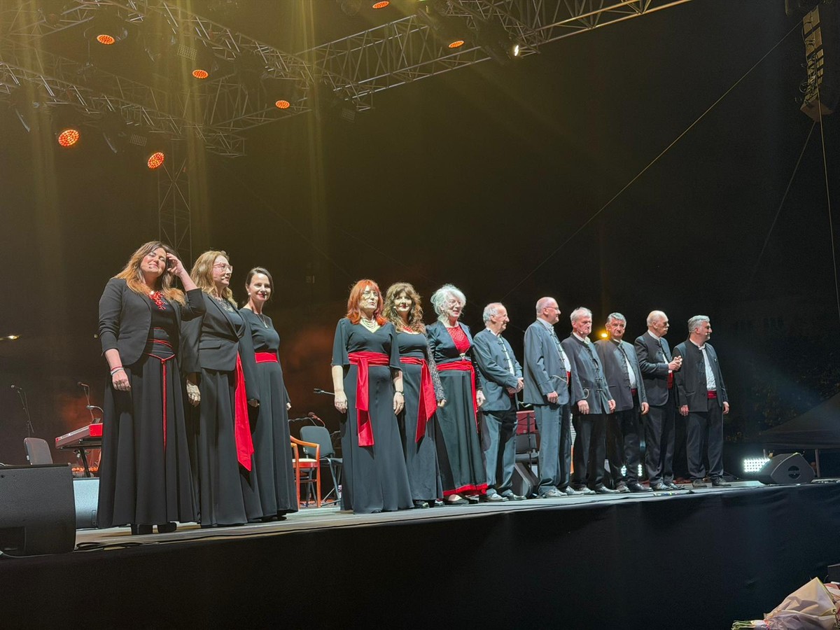 FOTO/VIDEO: Tereza priredila spektakl, suze na bini i u publici