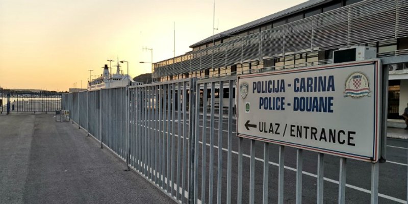 SPLIT OKREĆE LEĐA KRUZERIMA? Međunarodni promet seli na lukobran, otočanima grad bliže nego dosad 