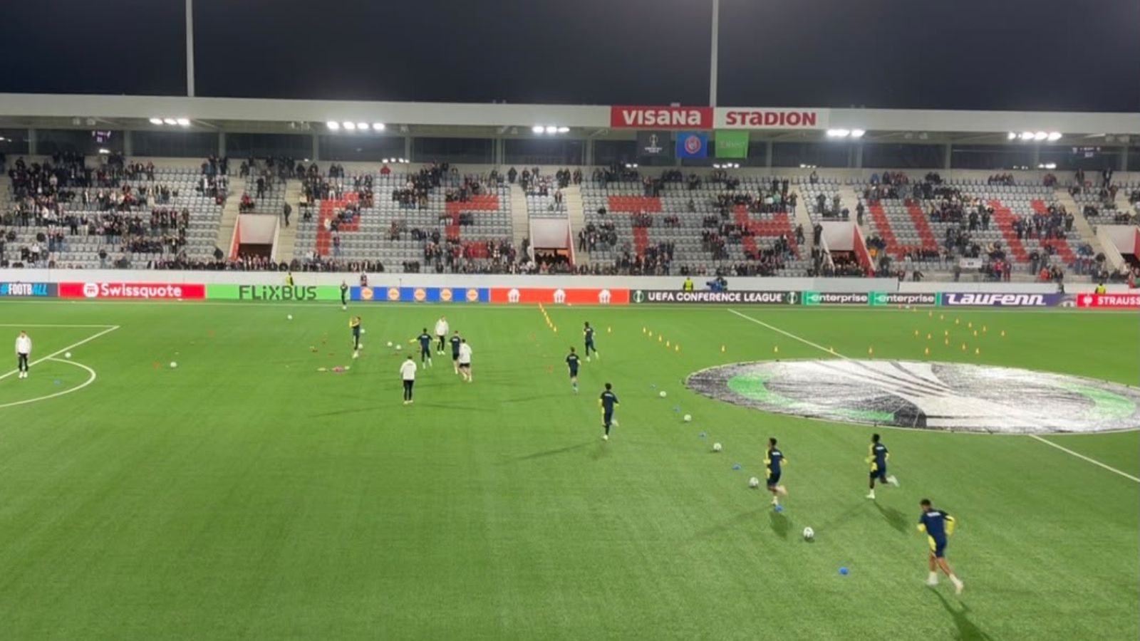VIDEO: Pogledajte kako su dočekani igrači Hajduka, navijači poslali jasnu poruku