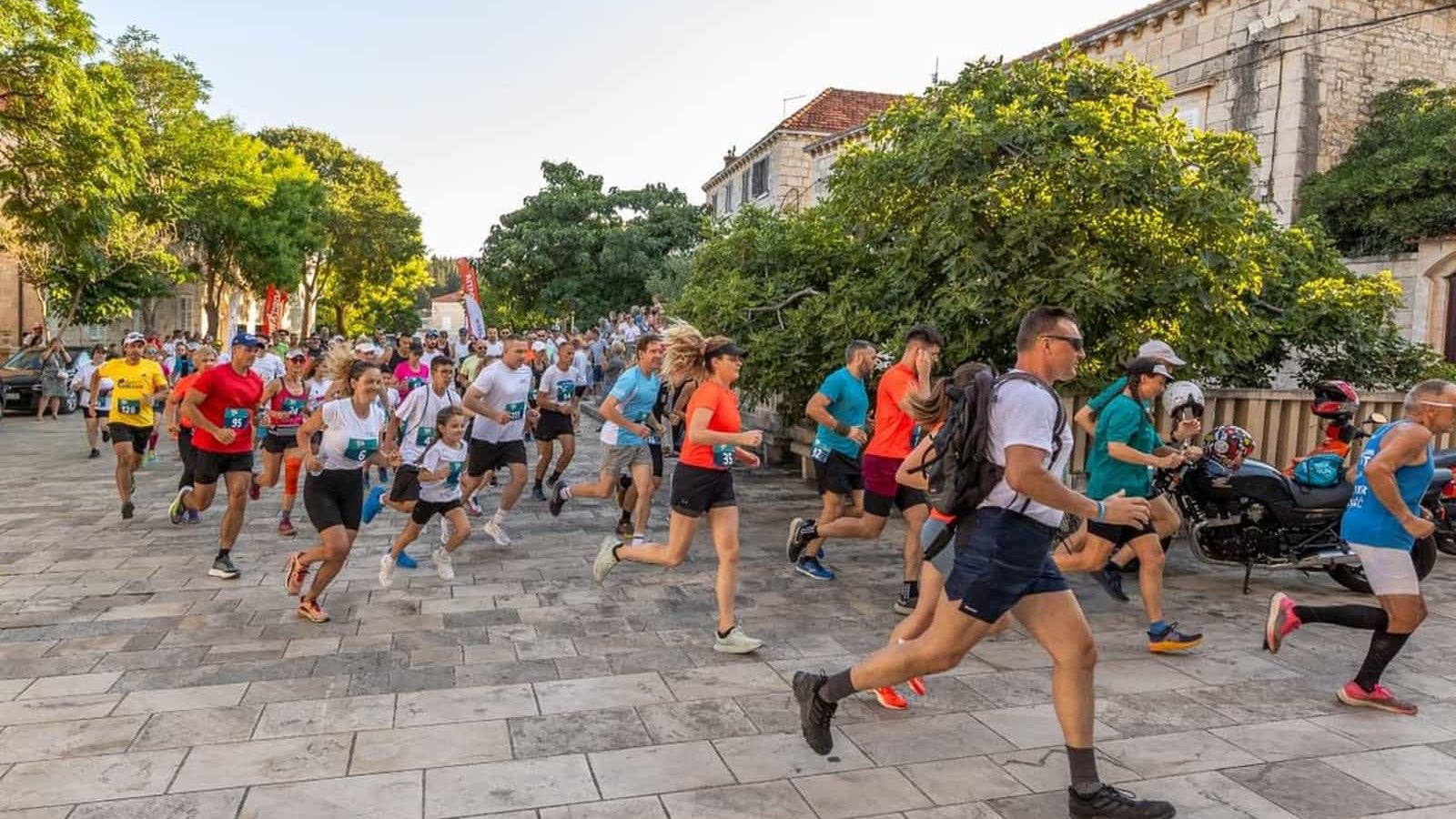 Odbrojavanje do Brač Outdoor Weekenda; u programu trkačke i plivačke utrke, cooking show i nastup Šo!Mazgoona