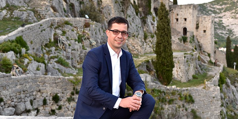 Načelnik Klisa Jakov Vetma predstavlja hrvatske povijesne gradove u Francuskoj
