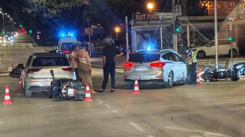 TEŠKA PROMETNA U SPLITU Sudarila se tri motocikla i automobil