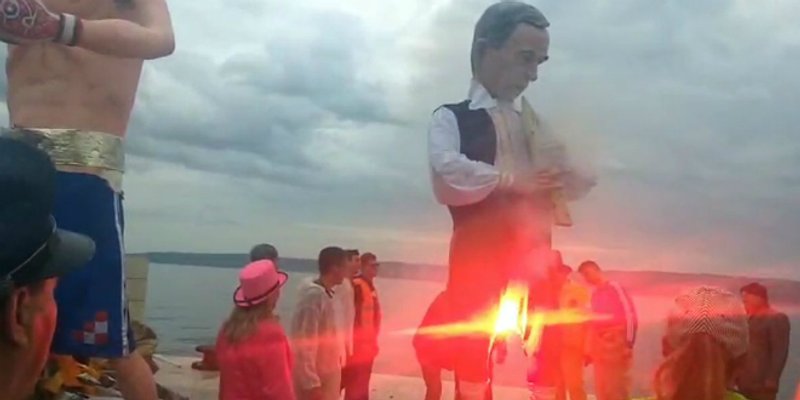 KRAJ: Paljenjem krnje završile Donjokaštelanske maškare o kojima će se još pričati