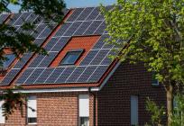 Vijest za vlasnike obiteljskih kuća: Solarna elektrana uz 70 % sufinanciranja