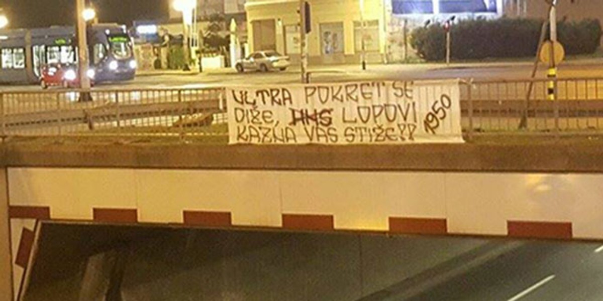 UŽIVO Kafić 'Mali gusar' u Omišu časti sve koji su došli ne gledati utakmicu