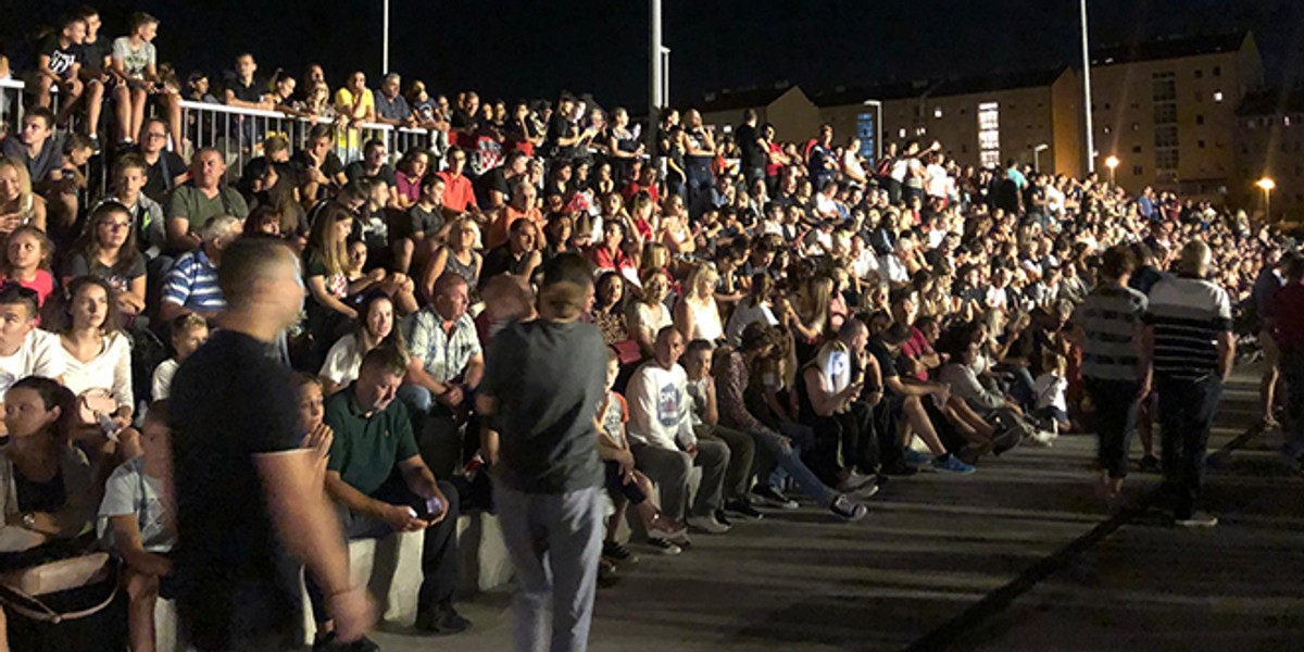 ZAVRŠIO KONCERT U SOLINU Thompson: Nekima je sporna 'Bojna Čavoglave', sporna je njima i hrvatska država!